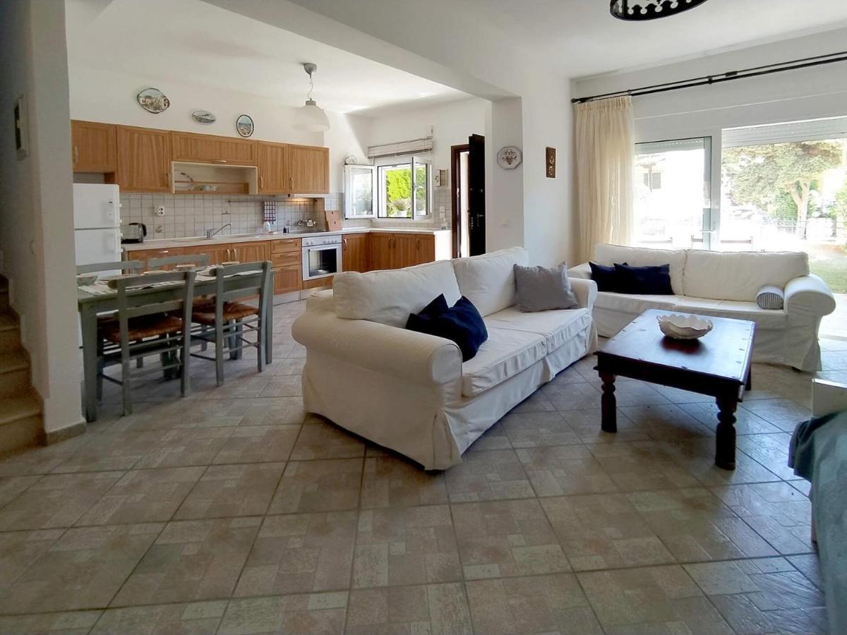 Seaside Villa Clio Nikiti  Esterno foto